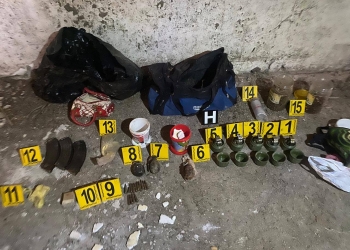 Policia gjen municion dhe granata dore në një shtëpi të braktisur në Zveçan