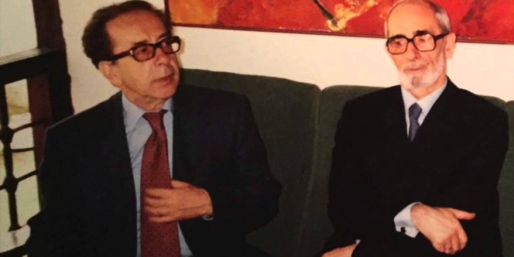 Qosja përkujton Kadarenë: Madhështia e tij si shkrimtar dhe rëndësia e tij historike për kulturën shqiptare janë përtej çdo mospajtimi