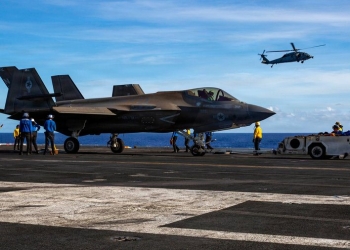 SHBA dërgon armatë detare drejt Gjirit Persik, Irani: Jemi gati për skenarin më të keq