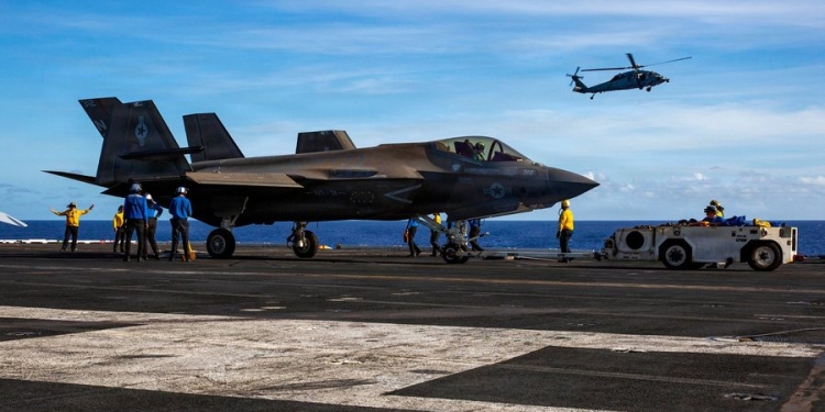 SHBA dërgon armatë detare drejt Gjirit Persik, Irani: Jemi gati për skenarin më të keq