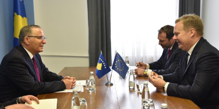 Hamza takon Sorensenin, dikutojnë për nevojën e institucioneve të reja