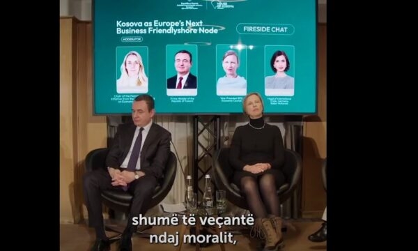 Kurti në Davos thotë se ka qeverisur “filozofikisht” me Kosovën duke u bazuar në “trekëndëshin” Kant-Mill- Aristotel