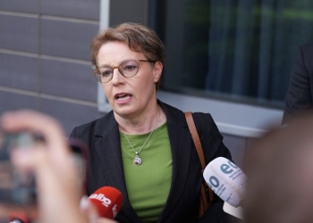 Gërvalla: Para zgjedhjeve, LDK-ja i thoshte PDK-së “na i ke vrarë veprimtarët”, pas zgjedhjeve hynin në koalicion