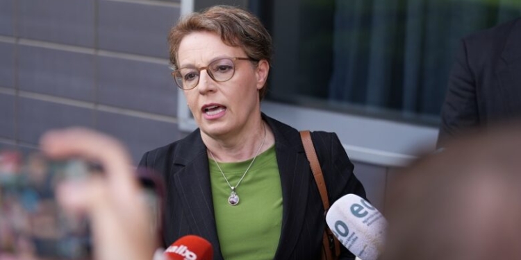 Gërvalla: Para zgjedhjeve, LDK-ja i thoshte PDK-së “na i ke vrarë veprimtarët”, pas zgjedhjeve hynin në koalicion