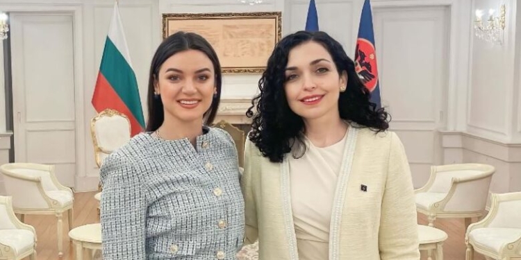 Statovci e bindur se Osmani do të jetë prapë presidente: Opozita të jetë konstruktive