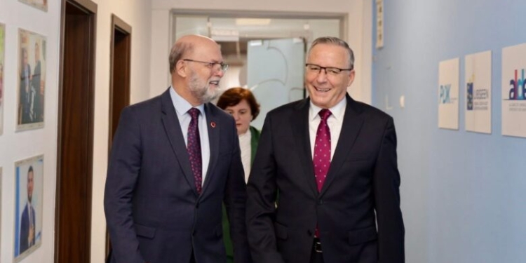 Hamza takon ambasadorin e Shqipërisë: Marrëdhëniet tona shkojnë përtej diplomacisë