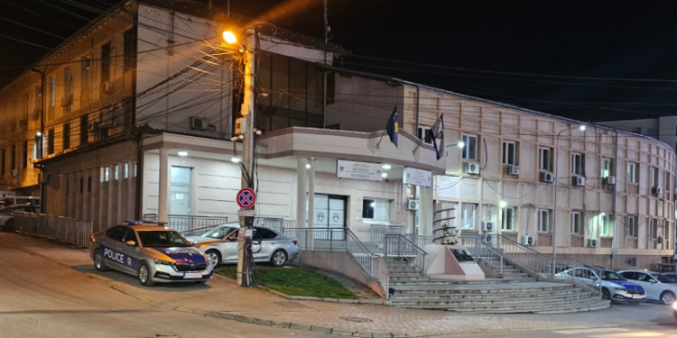 Plagosja me armë zjarri në Pejë, i dyshuari vetëdorëzohet në polici