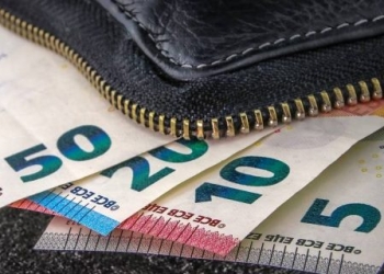 Sa para lejohen të futen në Kosovë pa deklarim? Flet drejtori i Doganës