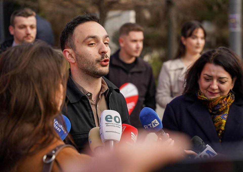 Paris Guri i përgjigjet Pecit: Mezi pres përballjen në gjykatë, orkestrimi i vetëm është vjedhja e buxhetit