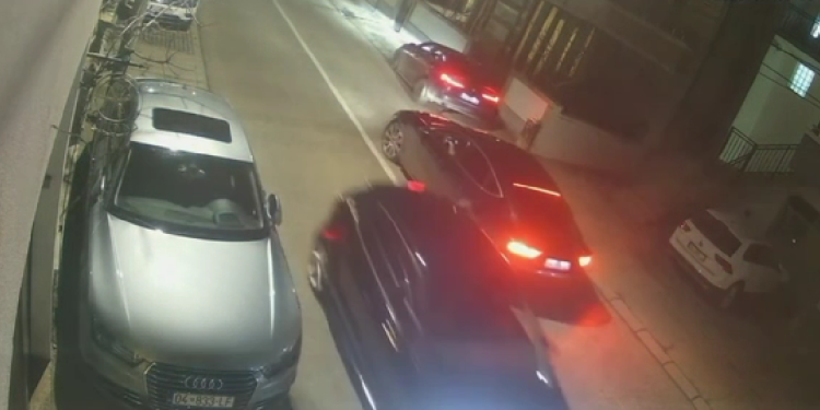 Tentim vrasja në Prizren me dy të plagosur, publikohen pamje nga momenti i sulmit