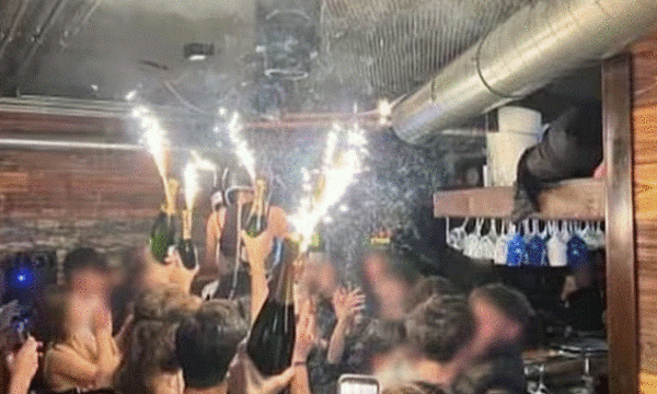 Tragjedia me 47 viktima në Crans-Montana, momenti kur fishekzjarri i vë flakën tavanit të barit