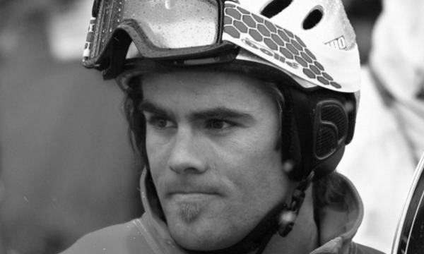 Medalisti olimpik zviceran vdes në një ortek