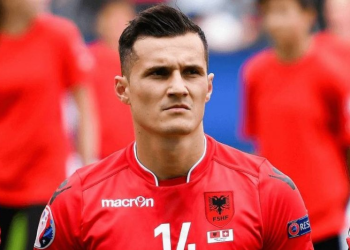 Taulant Xhaka: Fanela kuqezi është nder dhe krenari – më e bukura në botë