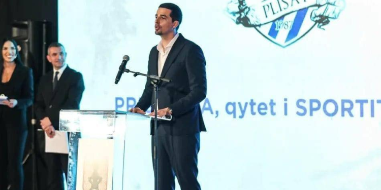 Pak minuta pas dorëheqjes së Bekë Berishës, ish-ylli shpall kandidaturën për kryetar të KB Prishtinës