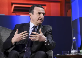 Kurti në Davos: Kosova dhe Shqipëria janë një komb, krahasimi me Moldavinë nuk qëndron