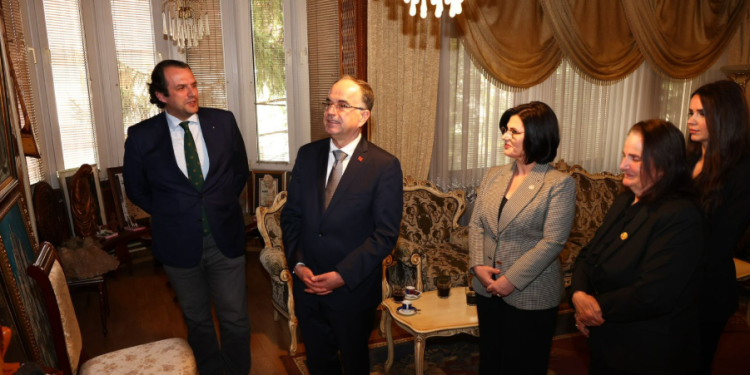 Begaj për Rugovën: President vizionar, që me urtësi, durim e mençuri projektoi Kosovën e pavarur