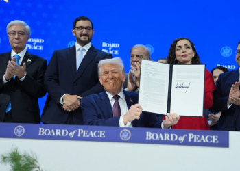 Themelohet Bordi i Paqes, Trumpi zotohet të punojë bashkë me OKB-në