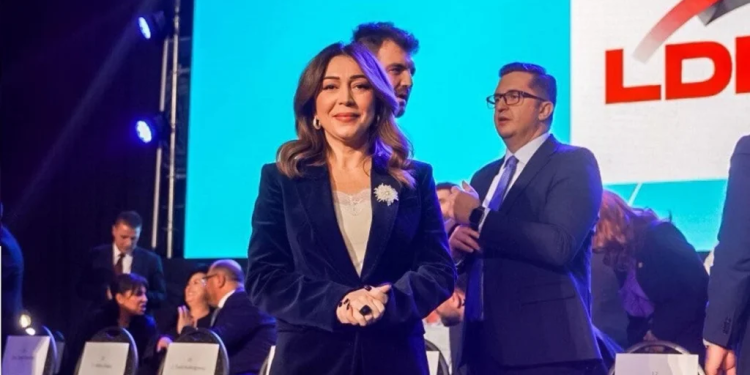 Adelina Thaqi bëhet deputete për herë të parë – tejkalon edhe kuotën gjinore