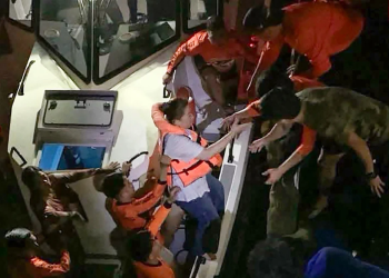 Traget i fundosur në Filipine, 15 të vdekur dhe 316 të shpëtuar