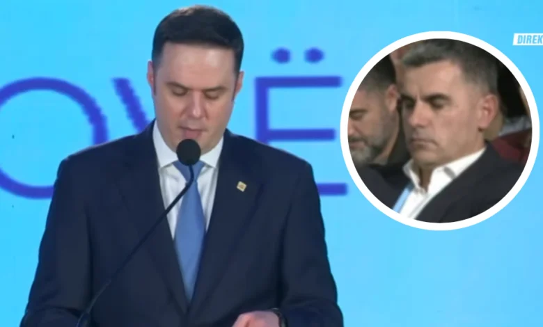 Xhafer Tahiri kapet “mat”, i pushon pak sytë teksa Abdixhiku flet në Kuvendin e LDK-së