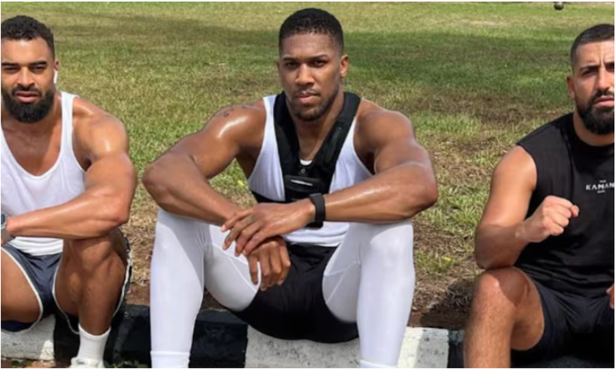 Mbeti i plagosur në aksident, Xhoshua reagon për herë të parë pasi humbi 2 miqtë e tij