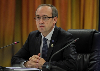 Hoti: Viti 2026 nisi me rritje të ndjeshme të tarifave të ujit dhe kanalizimeve