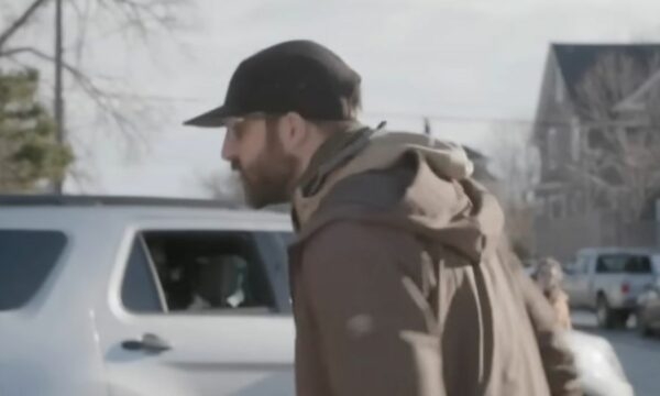 Dalin pamje të reja të konfrontimit të 37 vjeçarit me agjentët e imigracionit në SHBA 11 ditë para vrasjes