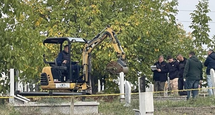 Gërmime në Marinë të Skenderajt, zbulohet mbetje që dyshohet të jenë nga lufta e Kosovës