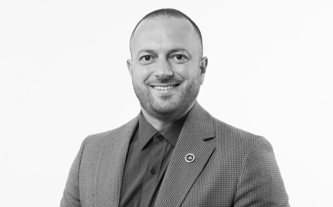 Ceremonia e varrimit të Hekuran Hoxhës mbahet sot në Gjakovë