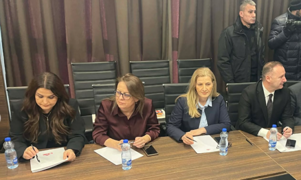 Bajrami kërkon dorëheqjen e parevokueshme të Abdixhikut: Të njëjtin qëndrim e mbaj
