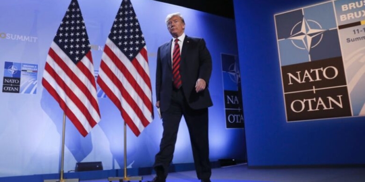 Kryetari i Komitetit të Zgjerimit të NATO-s në Austri kërcënon SHBA: Po morët Groenlandën, do marrim bazat amerikane në Europë