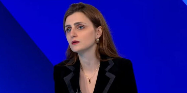 KEK ngre padi ndaj Janina Ymerit