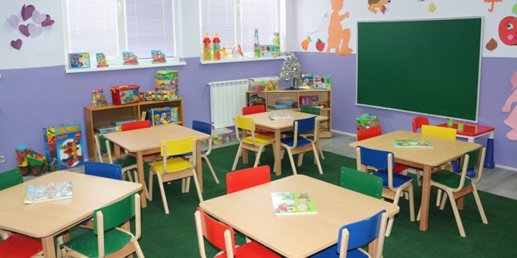 Lëndohet edukatorja e një kopshti në Pejë, një fëmijë e goditi me një shufër metalike