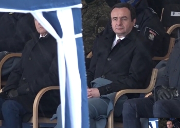 Rinia e PDK-së i “dhurojnë” Kurtit qebe e qirinj