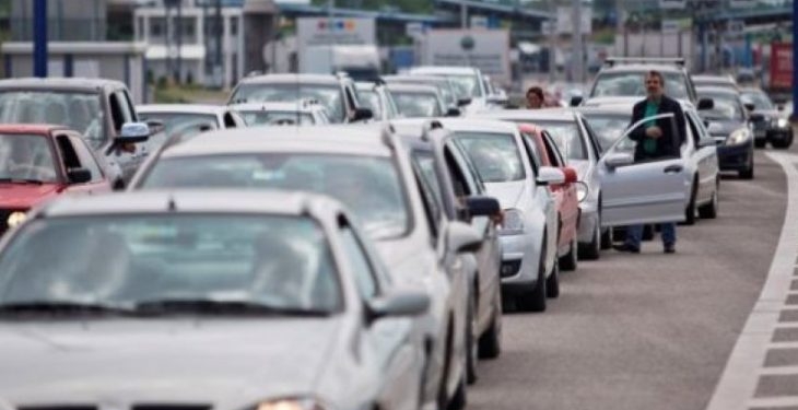 Kthimi i diasporës, në Merdarë pritjet për të dalë nga Kosova shkojnë në një orë e gjysmë