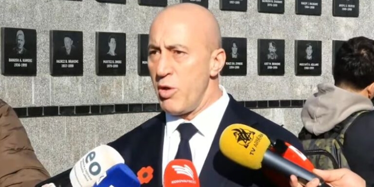 Haradinaj nga Reçaku: Gjykohen udhëheqësit e UÇK-së e nuk gjykohen ata që i kanë kryer krimet në Kosovë