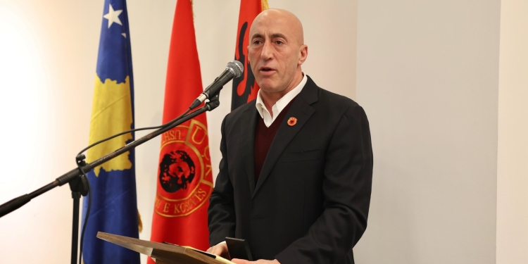 Ramush Haradinaj kujton Rexhep Malën dhe Nuhi Berishën në përvjetorin e rënies së tyre: Lavdi e përjetshme