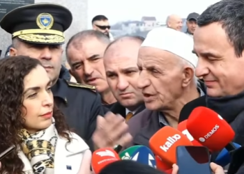 I moshuari sikletos Osmanin e Bashën, i kthehet Kurtit: “Këta e kam parë në 98-ën, i ka pasur flokët këso reni”