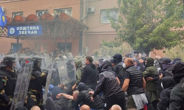 Arrestimi i serbit për sulmin në Zveçan ndaj KFOR-it dhe Policisë, policia jep detaje