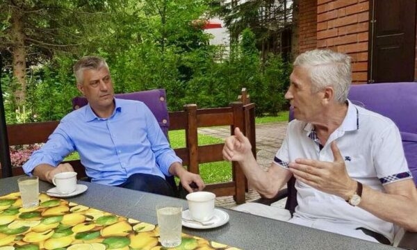 Familja e Thaçit ngushëllon për vdekjen e Nexhat Dacit