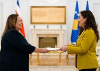 Osmani pranon letrat kredenciale të ambasadores së re të Kosta Rikës në Kosovë