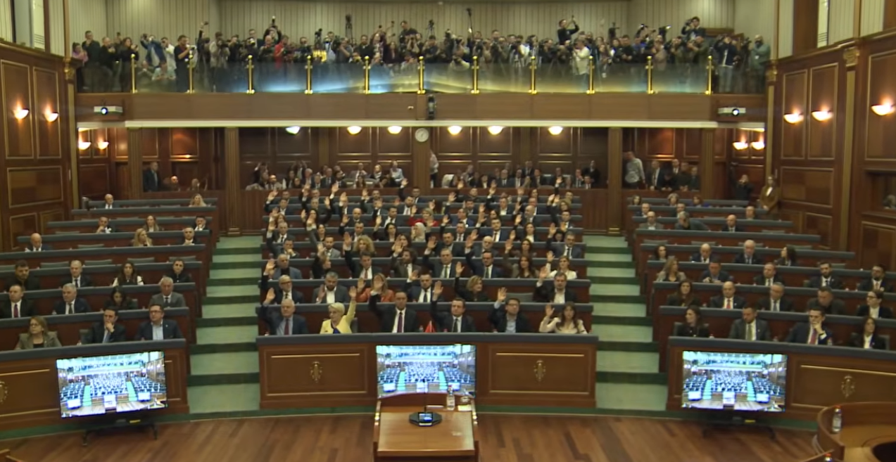 Ja kush votoi kundër dhe kush abstenoi për Albulena Haxhiun