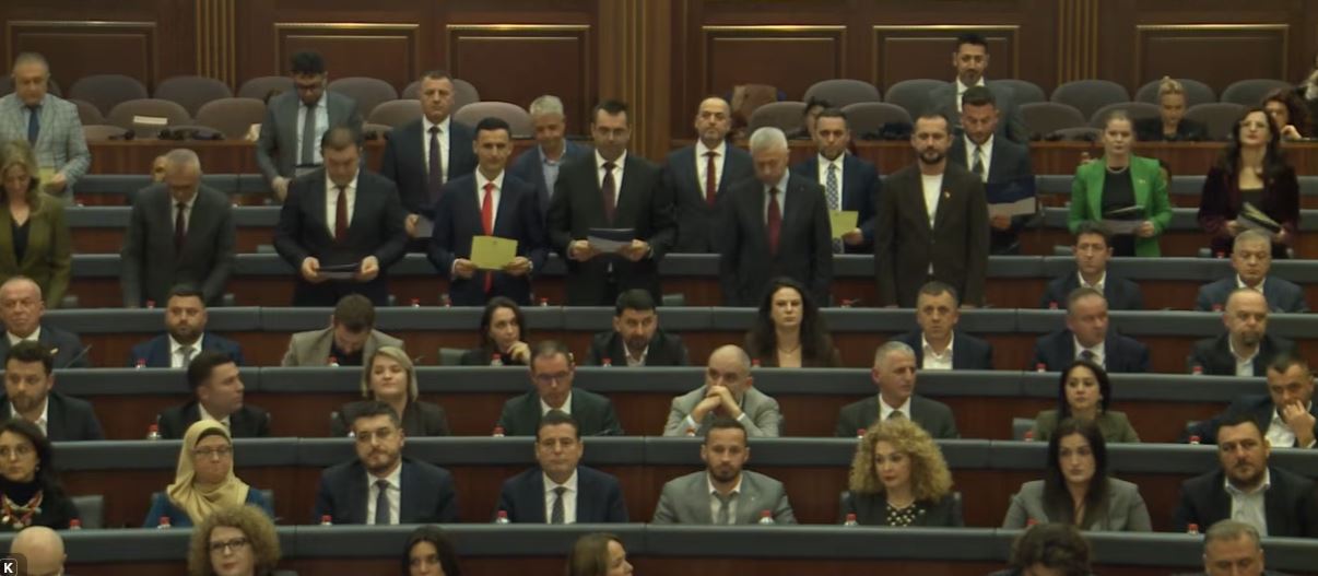 Këta janë 18 deputetët e rinj që zëvendësuan ata që zunë poste ministrore