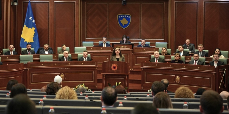 Zgjedhja e Presidentit: Sa deputetë duhet të jenë në sallë, sa të votojnë, kur duhen 80, e kur 61 deputetë?