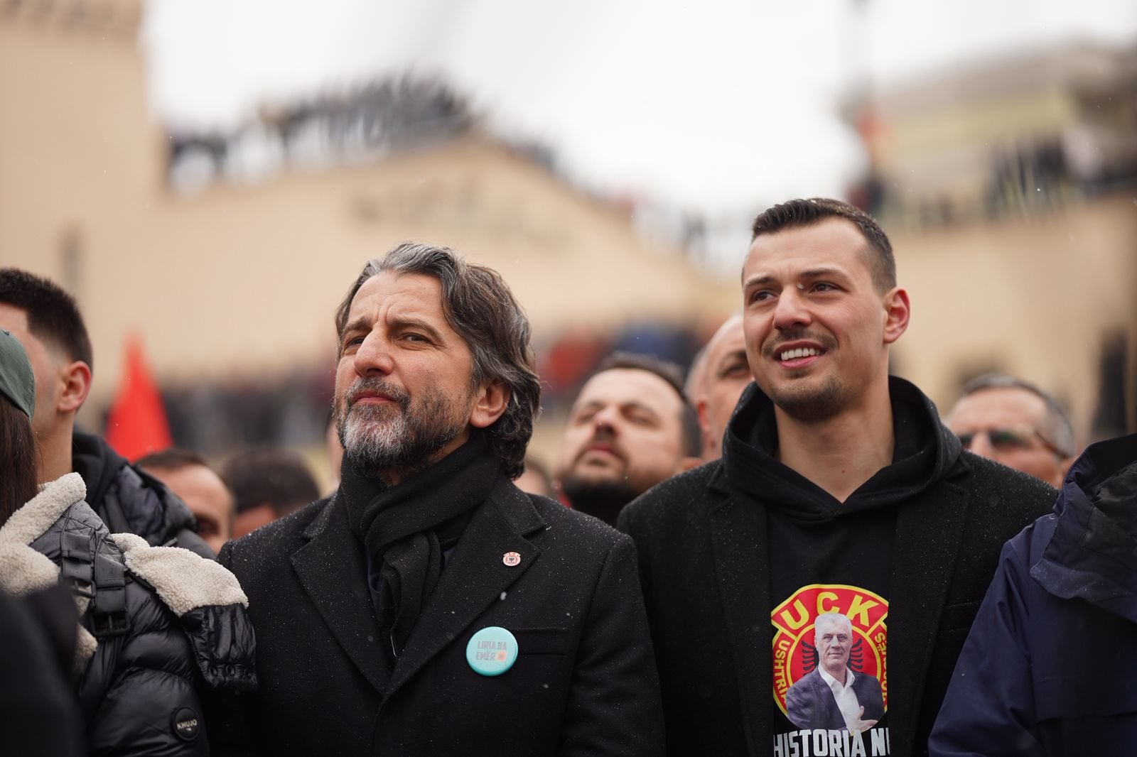 Rama publikon fotografi me Endrit Thaçin: Të bashkuar si një, për kombin tonë