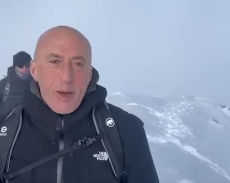 “E përmbyllëm javën e Pavarësisë”, Haradinaj ngjitet në majën e Gjeravicës