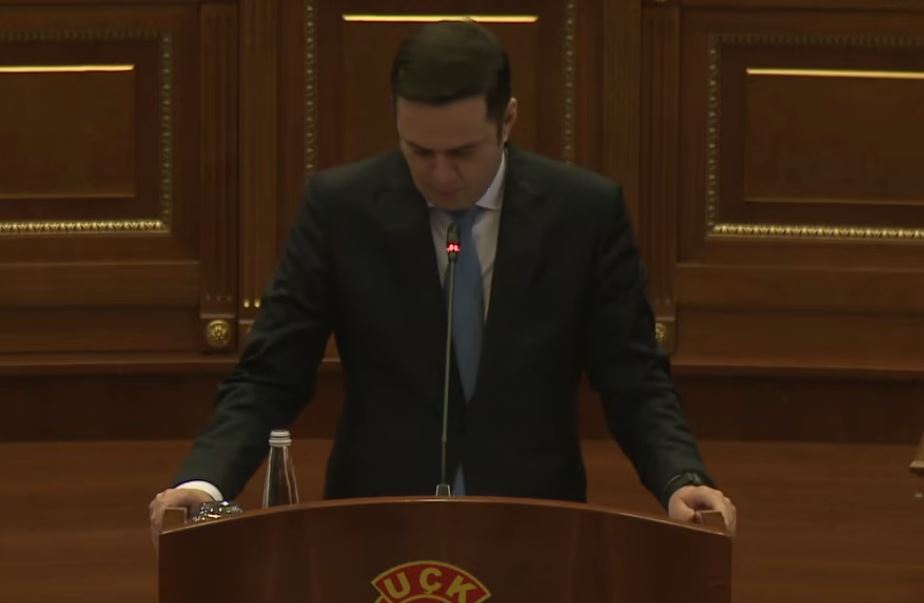 Abdixhiku nga foltorja e kuvendit: Në këtë ditë ne kujtojmë gjithë rrugën që na çoi deri aty