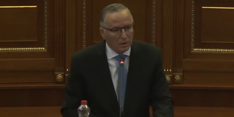 Bedri Hamza për ngutinë në votimin e buxhetit: S’dua ta besoj se ka të bëjë me çështjen e presidentit