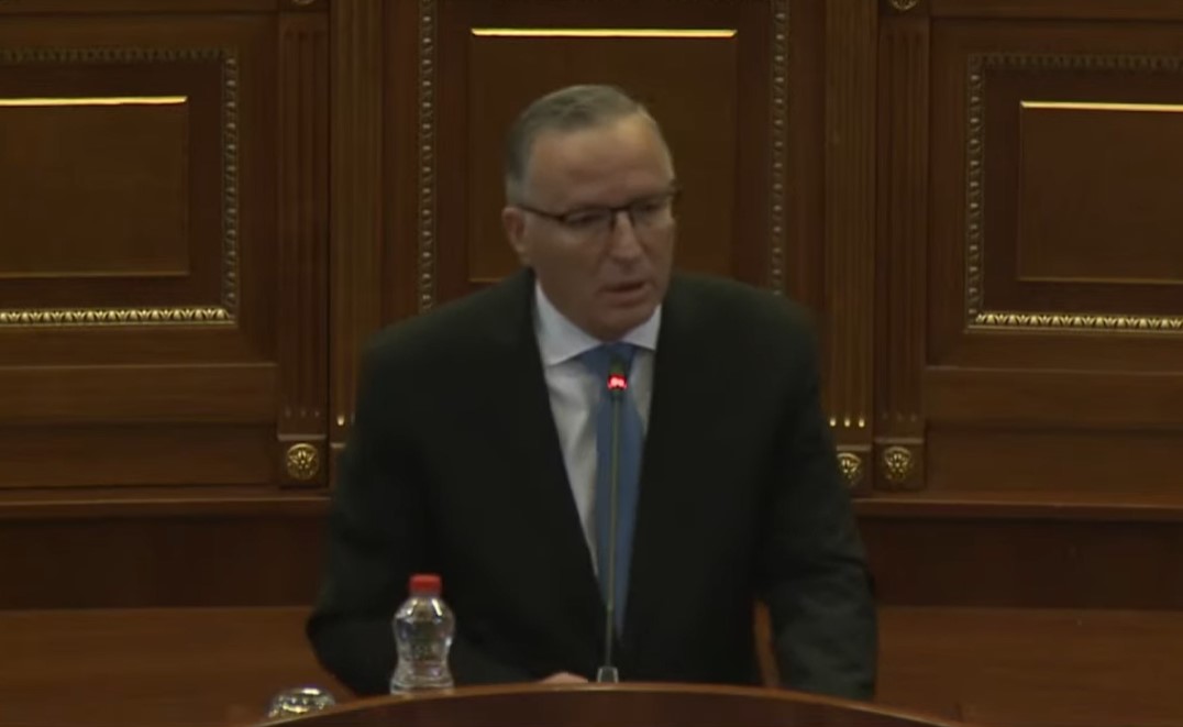 Bedri Hamza për ngutinë në votimin e buxhetit: S’dua ta besoj se ka të bëjë me çështjen e presidentit