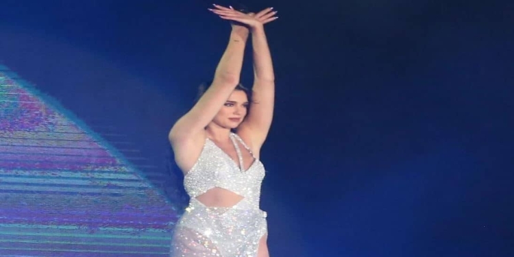 Dua Lipa uron 18-vjetorin e Pavarësisë së Kosovës